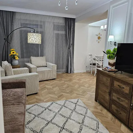 Apartment M2 *