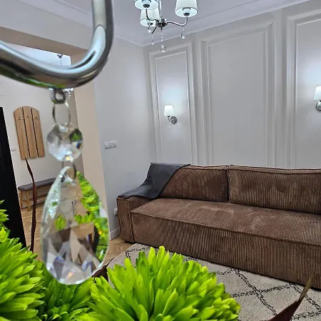 Apartment M2
